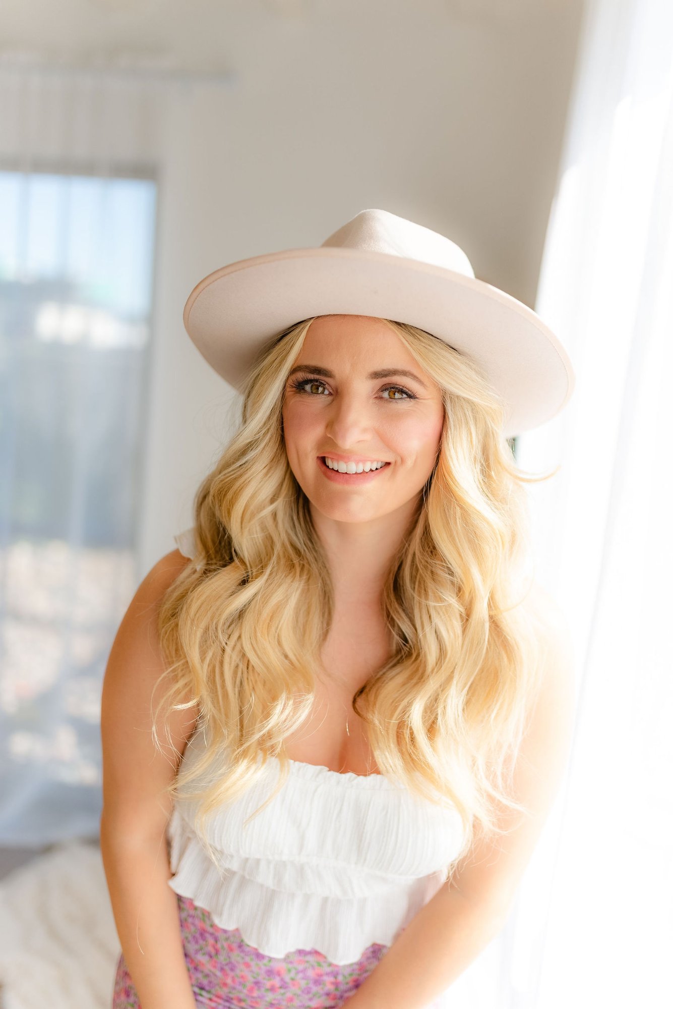 Marissa - Las Vegas elopement expert